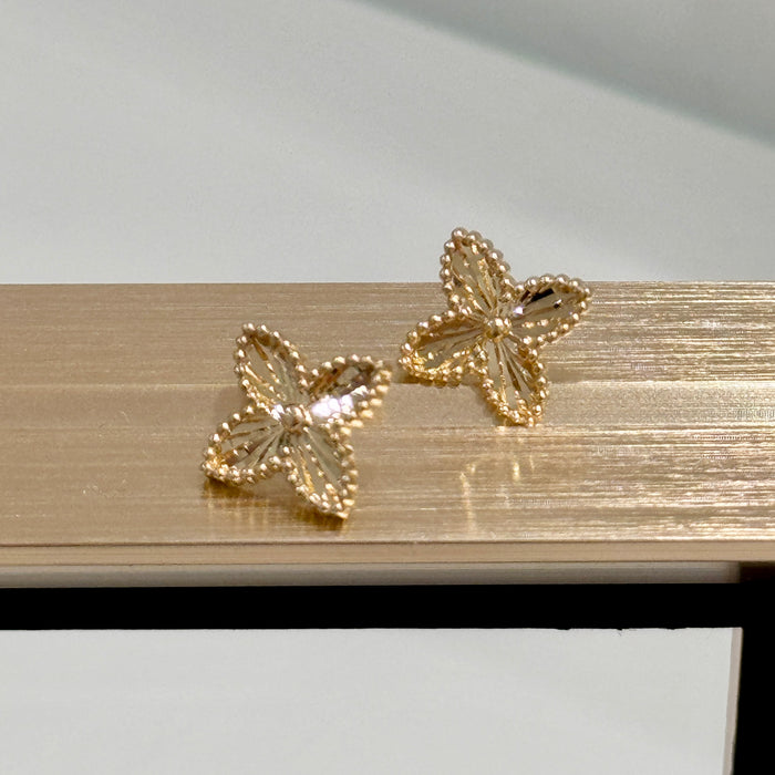 10K Yellow Gold Vintage Flower Design Stud Earring
