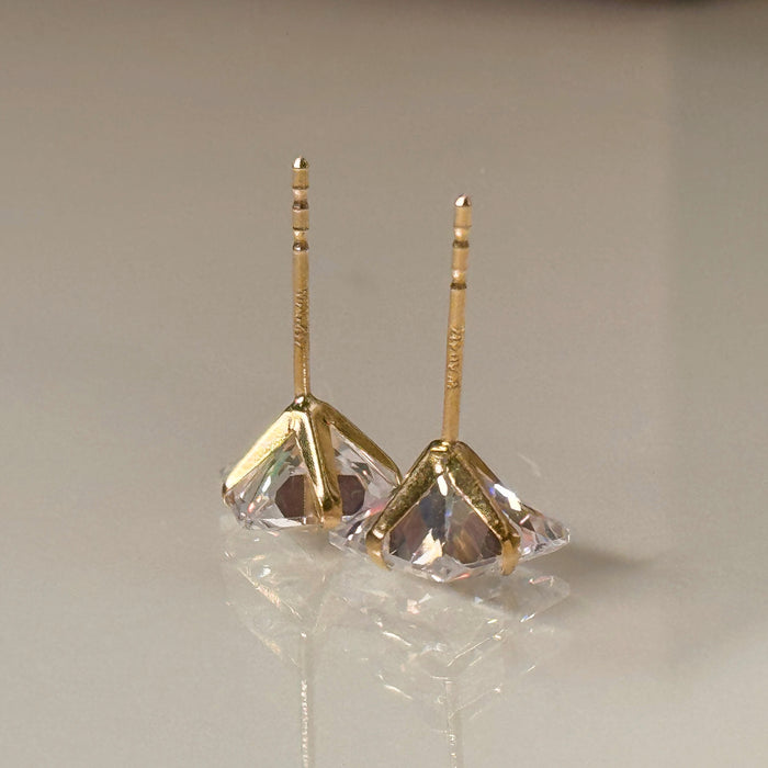 10K Yellow Gold Square 7MM Cubic Zirconia Stud Earring