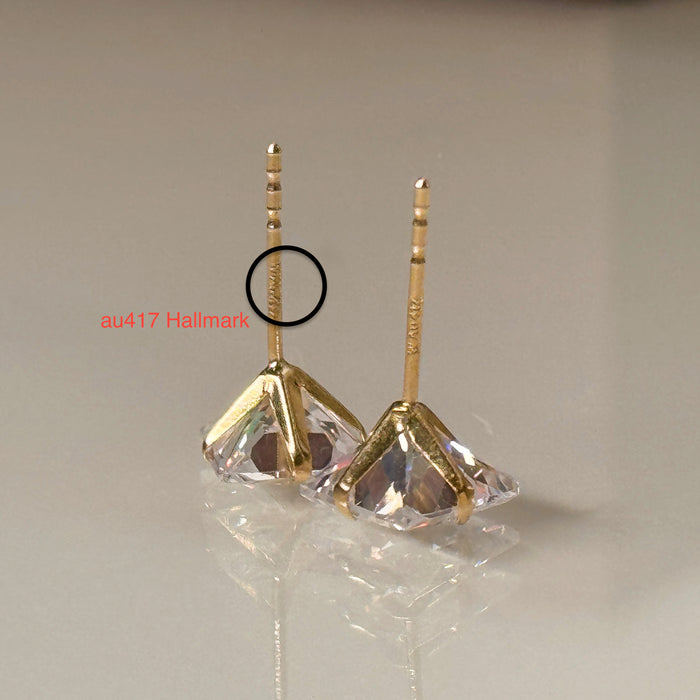 10K Yellow Gold Square 7MM Cubic Zirconia Stud Earring