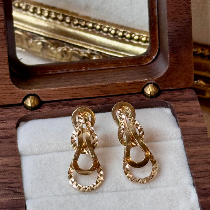 14K Yellow Gold Special Design Earclip