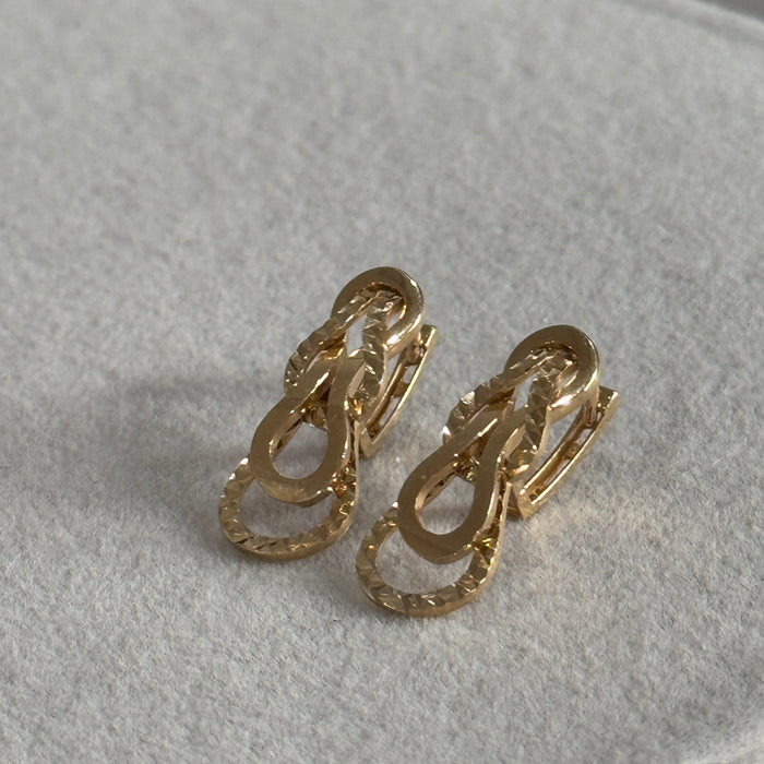 14K Yellow Gold Special Design Earclip
