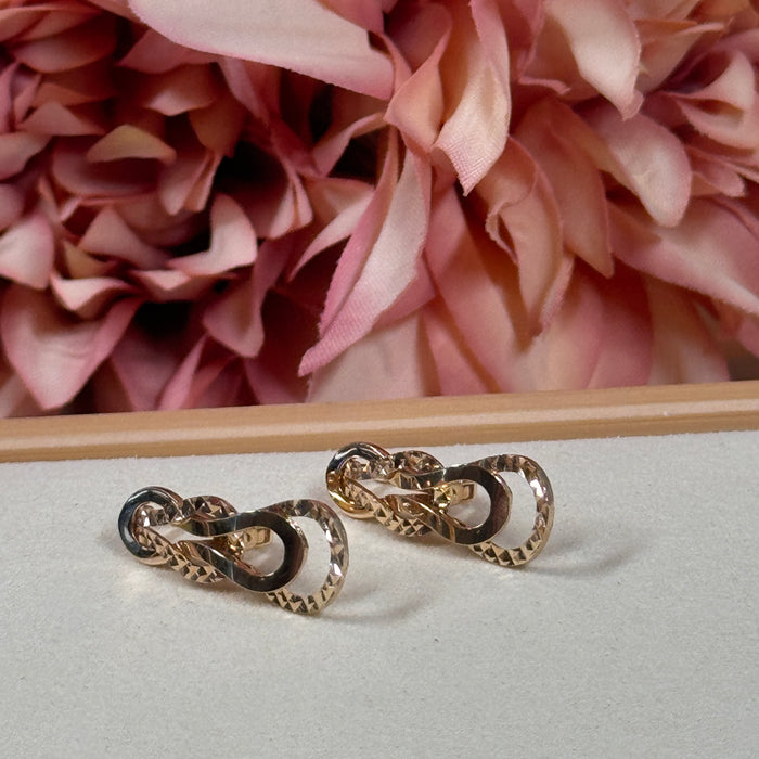 14K Yellow Gold Special Design Earclip