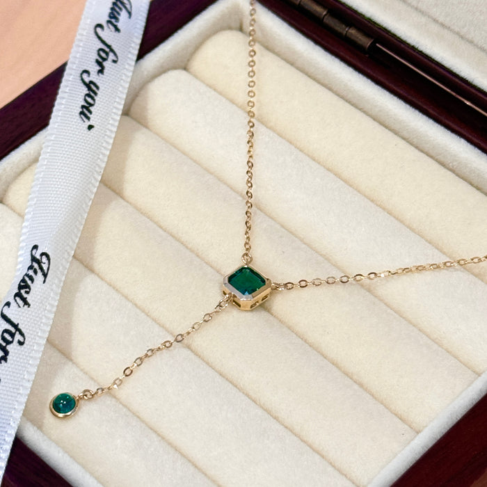 (PREORDER) 14K Yellow Gold Green Gems Dangle Necklace