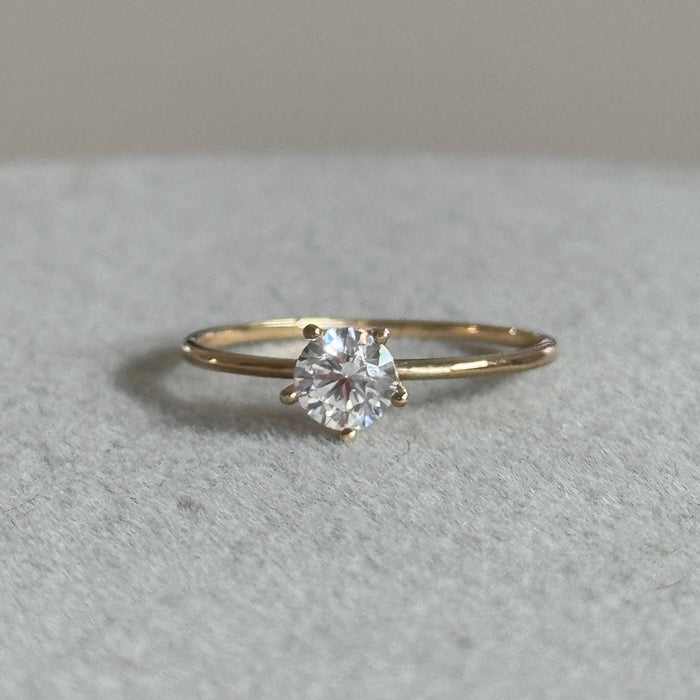 (PREORDER) 14K Yellow Gold Classic 0.7ct Engagement Ring