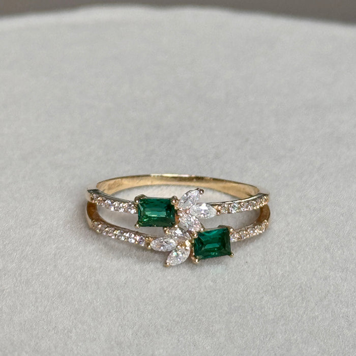 14K Yellow Gold Luxury Design Ring
