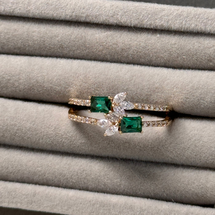 14K Yellow Gold Luxury Design Ring