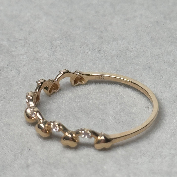 14K Yellow Gold Band of Heart Ring