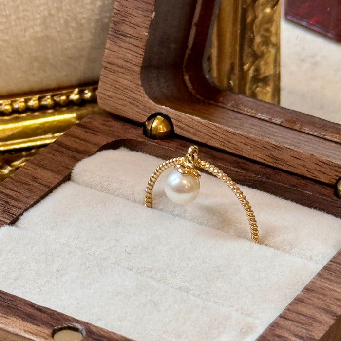 (PREORDER) 14K Solid Yellow Gold Pearl Dangle Ring with Twist Band