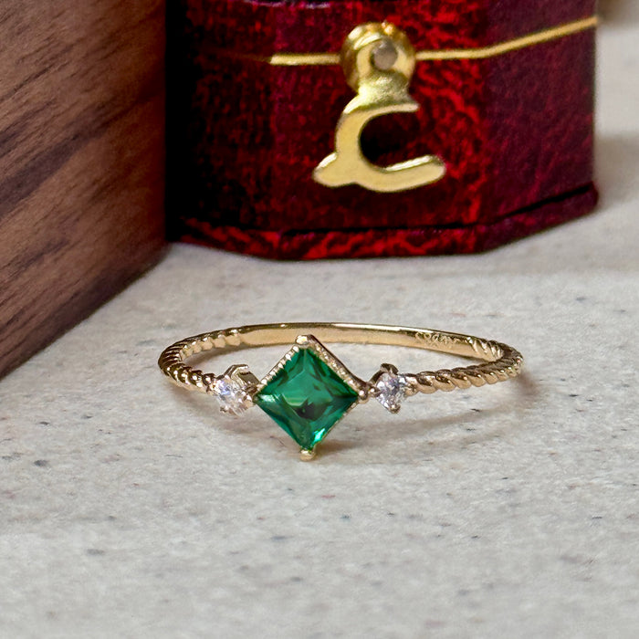(PREORDER) 14K Yellow Gold Square Green Gems Solitaire Ring