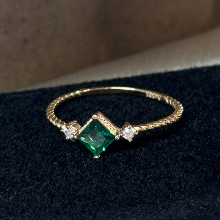 (PREORDER) 14K Yellow Gold Square Green Gems Solitaire Ring