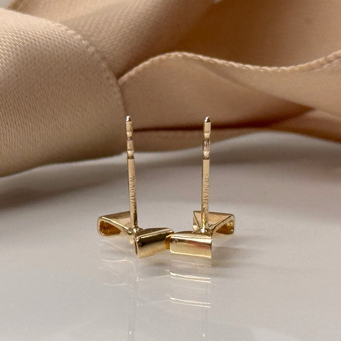 (PREORDER) 10K Yellow Gold Solid Bow Stud Earring