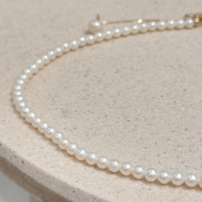 14K Yellow Gold Classic White Freshwater Non-bead Pearl Choker Necklace with GRC Certificate
