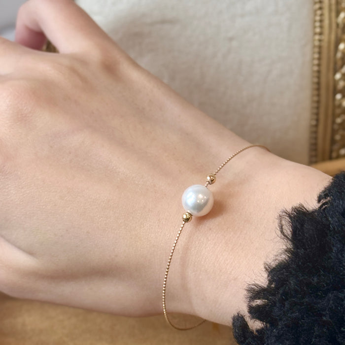 18K Yellow Gold Elegant Freshwater Pearl Bracelet Bangle with GRC Certificate