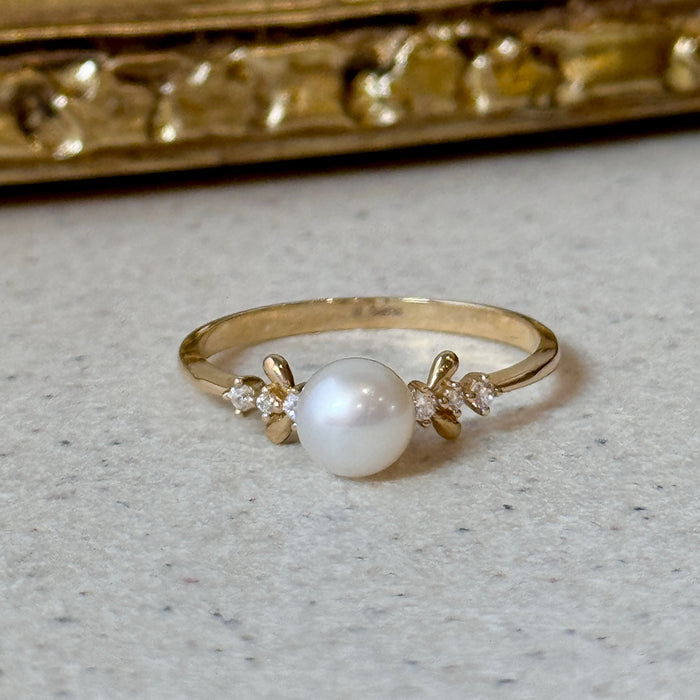 14K Yellow Gold Solitaire Design Freshwater Pearl Ring