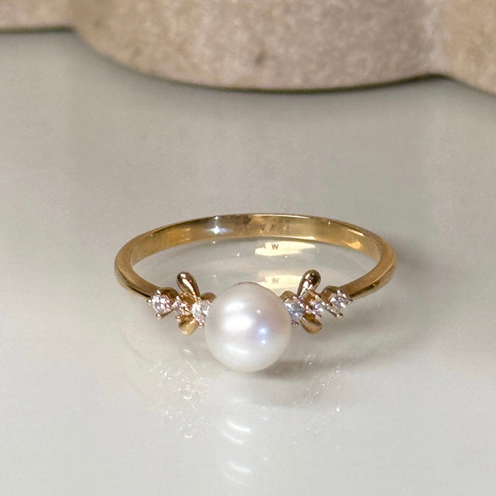 14K Yellow Gold Solitaire Design Freshwater Pearl Ring
