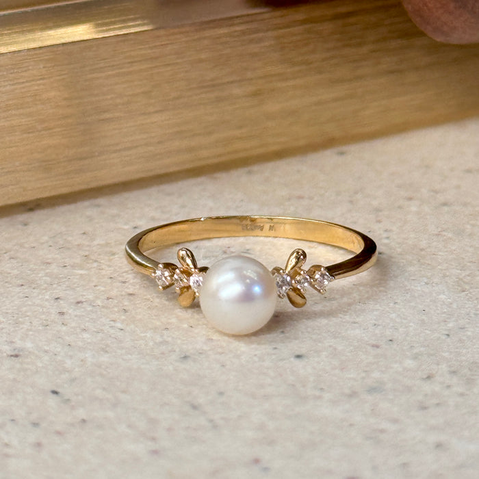 14K Yellow Gold Solitaire Design Freshwater Pearl Ring