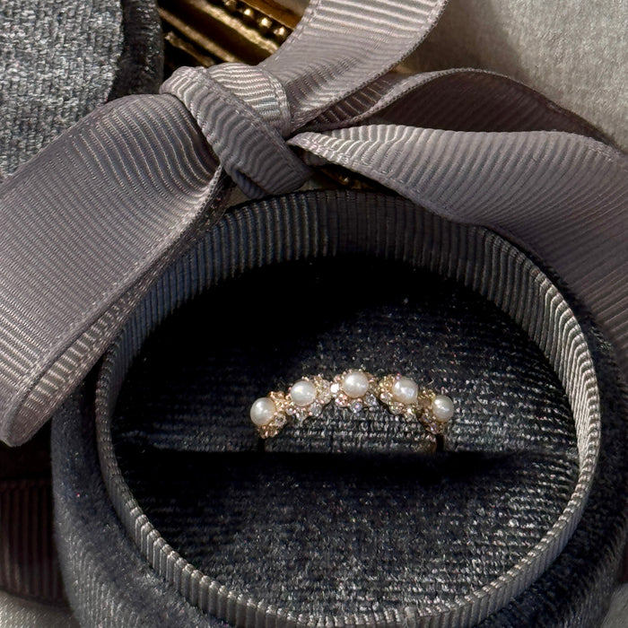 (PREORDER) 14K Yellow Gold Luxury Halo Design Freshwater Pearl Ring
