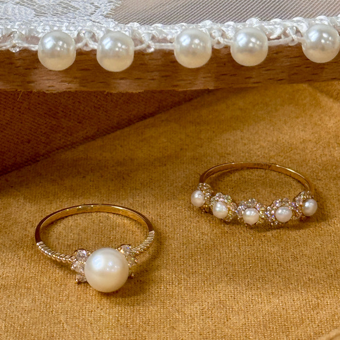 (PREORDER) 14K Yellow Gold Luxury Halo Design Freshwater Pearl Ring