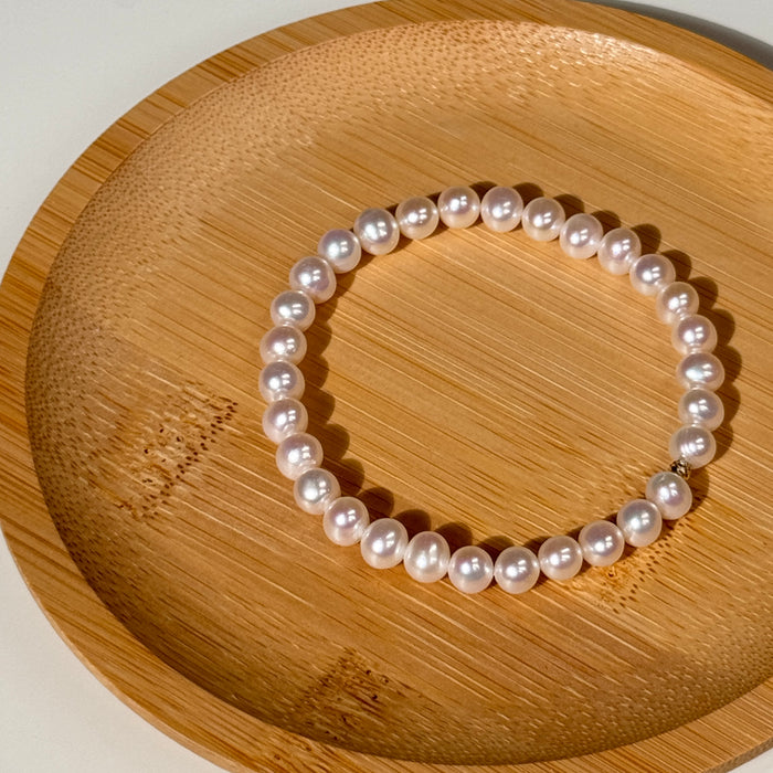 14K Yellow Gold White Freshwater Pearl Bracelet