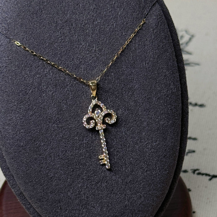 14K Yellow Gold Solid Key Pendant Necklace