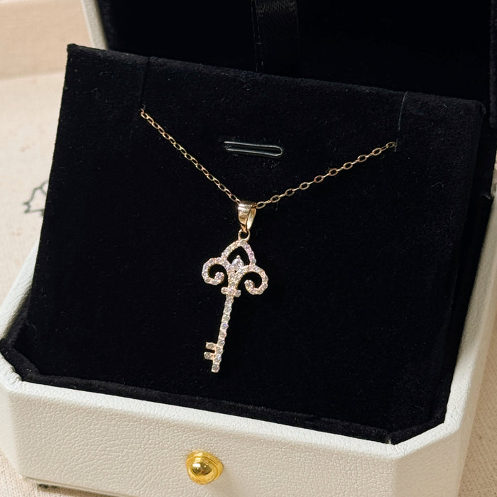 14K Yellow Gold Solid Key Pendant Necklace