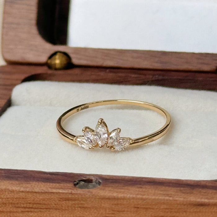 14K Yellow Gold Gleam Crown Design Ring