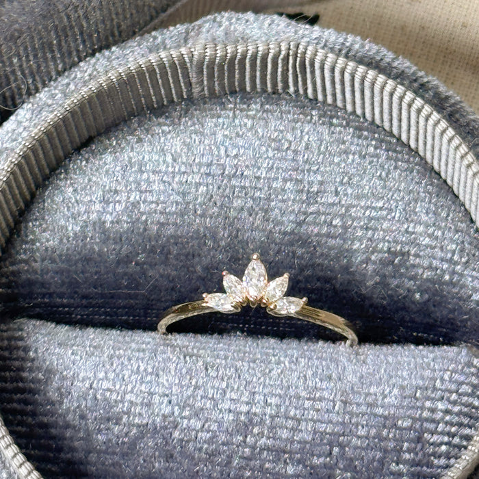 14K Yellow Gold Gleam Crown Design Ring