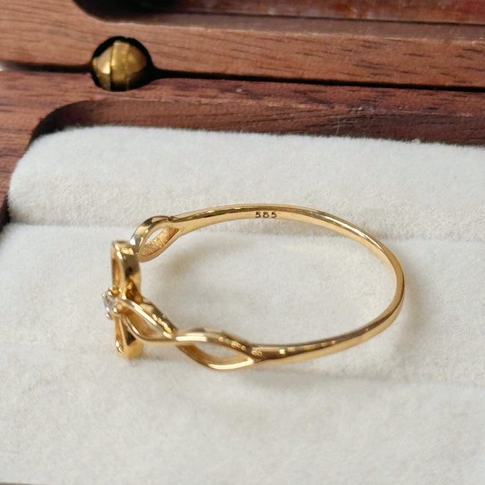 14K Yellow Gold Floral Blooming Flower Ring