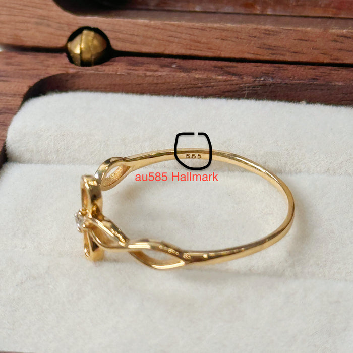14K Yellow Gold Floral Blooming Flower Ring